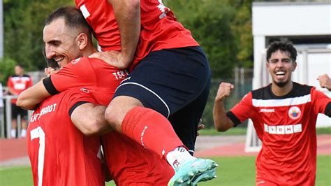 Fußball Bezirksliga Stuttgart Böblingen vor dem Start Premierensaison