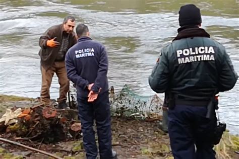 Polícia Marítima de Caminha fiscaliza pesca da lampreia em pesqueiras