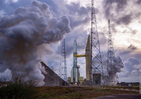 La Primera Etapa Del Ariane Parece Haber Superado Con Xito Su Primer