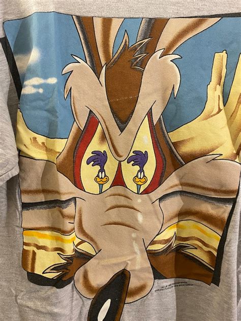 L 1995 Wile E Coyote Looney Tunes Shirt Gem