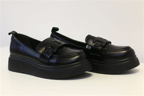 Plain Black High Top Skate Shoes - classvault.co.za