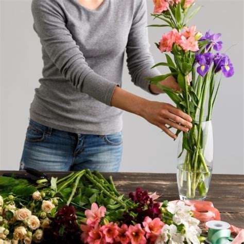 how to take care of bouquet of flowers