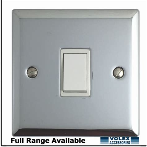 Volex 1 Gang 2 Way 10a Light Switch Polished Chrome With White Inserts