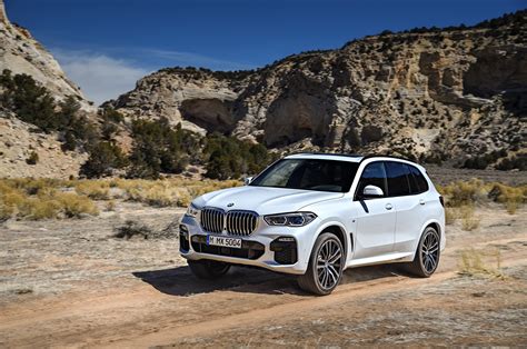 2019 BMW X5 Offers More Horsepower and a Little Less Torque | Automobile Magazine