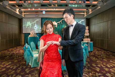 婚攝 俊源 And 琇靖 高雄夢時代頤品大飯店 訂結午宴 婚禮紀錄 婚攝 Leon 影像工作室