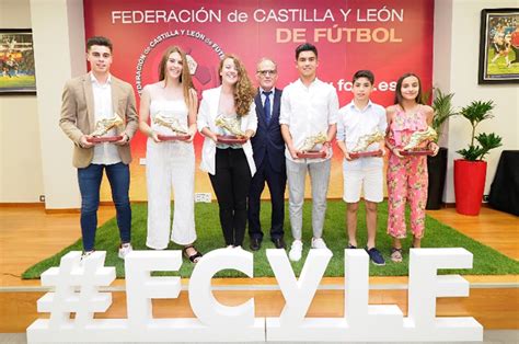 Premio para tres jugadoras del CD Salamanca Fútbol Femenino