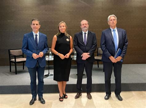 Inauguración de las jornadas dirigidas a la promoción 2022 de notarios