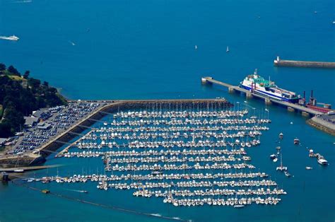 Port Des Sablons Saint Malo Ille Et Vilaine France Marinatips Sk