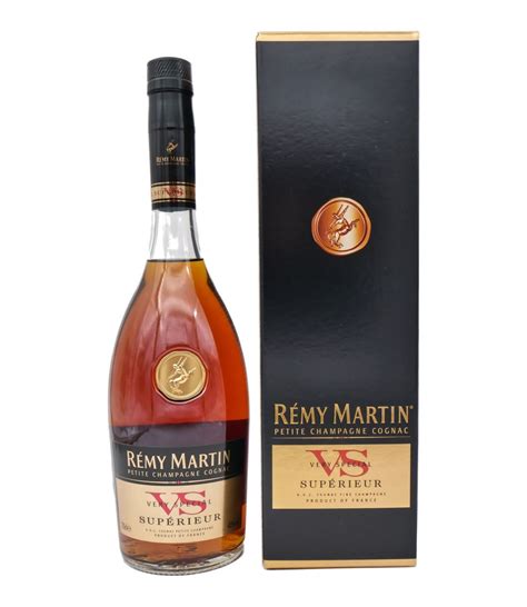 Remy Martin VS Cognac 0.7L - Finebar