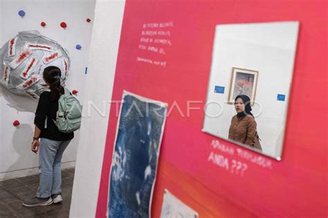 Pameran Seni Rupa Di Luar Kulit Manusia ANTARA Foto