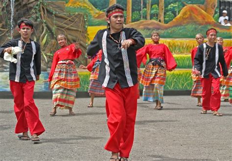 Mybeautifuliloilo Binanog Festival Of Lambunao Capturing The Beauty