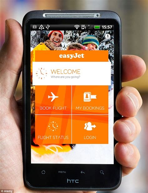 easyJet first to use online check in