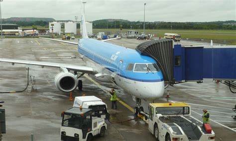 cropped-Edinburgh-Airport.jpg – Fife Me UK