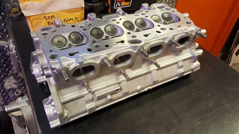 Mitsubishi G Dohc Valve Aluminum Cylinder Head Valve Job And