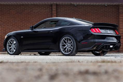 Super Clean Rtr Mustang Gt In Black Carid Gallery