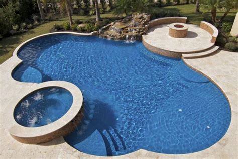 6 Gunite Pool Colors For New Pools & Renovations - Yard Help