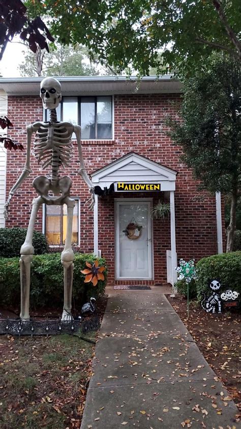 12 ft skeleton | halloween | spooky season | skeleton build | halloween ...