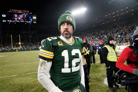 Aaron Rodgers Emerges From ‘darkness Retreat Facility In Southern