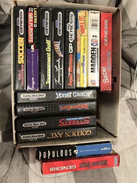 My first ever Sega Genesis games... or Sega games in general! 100$ for ...