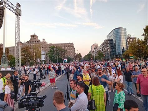 Odr An Protest Srbija Protiv Nasilja Okupljeni Etali Do Rts A