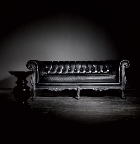 Black Night Chesterfield Sofa In Leather With Craquele Lacquer Finish