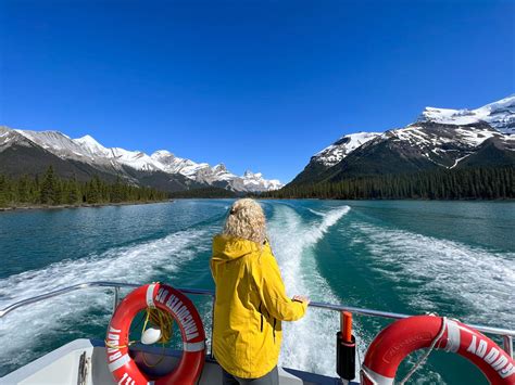 maligne lake boat tour - Our Beautahful World