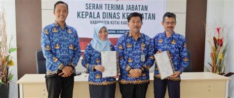 Serah Terima Jabatan Dinkes Kukar Sekda Harap Kualitas Layanan