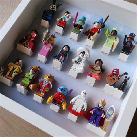 Ramka Dla Lego Minifigures Seria Disney 100 3 Motyw Serii