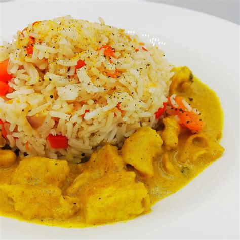 Pollo Al Curry Con Riso Basmati E Peperoni Rossi Di Daniela Cocilova