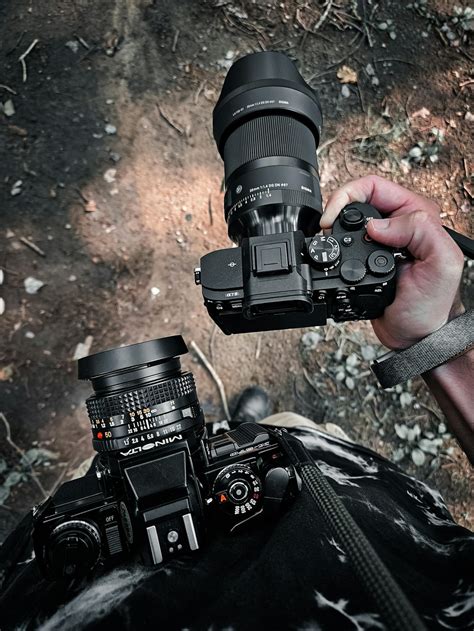 cameras       cameras stock