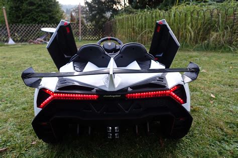 Lamborghini Veneno Kinder Elektroauto Sitzer Wd Black Forest