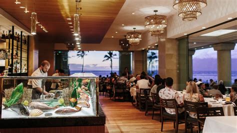 Maui Steakhouse & Seafood Restaurant | Four Seasons Resort Maui