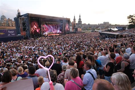 Ticketpanne Bei Kaisermania In Dresden Das M Ssen Fans Von Roland