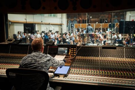 Spitfire Audio präsentiert Symphonic Motions SOUND RECORDING