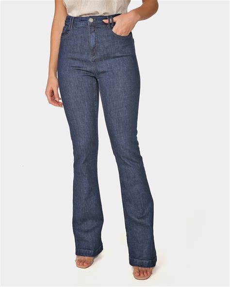 Riachuelo Cal A Jeans Feminina Bootcut Denim Escuro Ak By Riachuelo