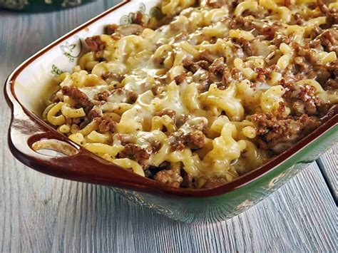 Cheesy Beef & Macaroni Casserole