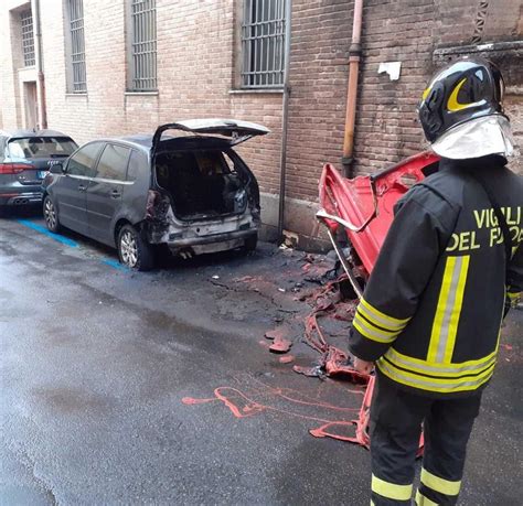 Bagni Incendiati Telecamere Al Vaglio