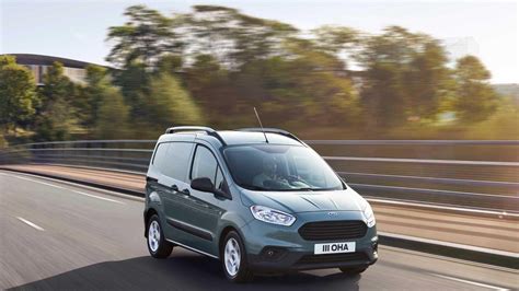 Ford Transit Courier Ecoblue Cv Active Prezzo E