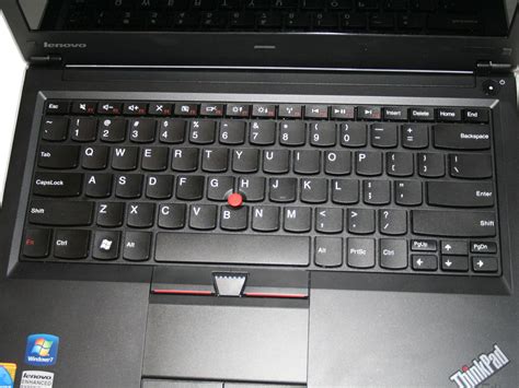 ThinkPad Edge 13: Design and Build - Lenovo ThinkPad Edge 13: Not your ...