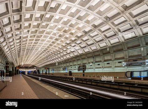 washington dc metro station stock photo alamy