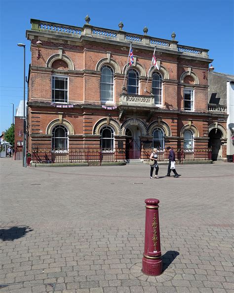 Ilkeston Town Hall © John Sutton Geograph Britain And Ireland