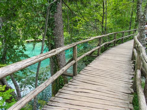 Plitvice Lakes Hiking Guide & How To Ditch The Crowds