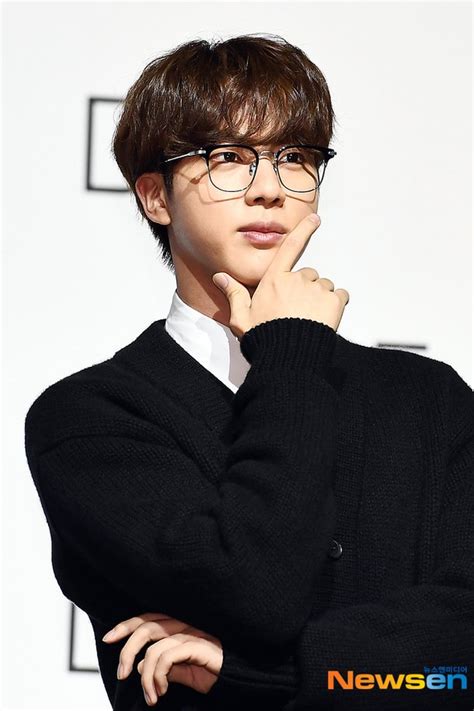 방탄소년단 진 오늘13일 최전방 부대 철통보안 입대軍 구급차 대기 네이트 연예