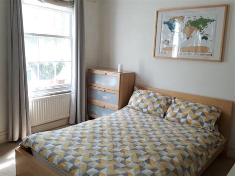 Large Double Room In Period Conversion Flat Room To Rent From SpareRoom