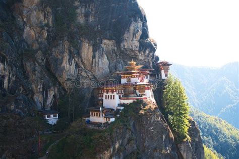 Paro Taktsang Taktsang Monastère De Palphug Ou Monastère De Nid De