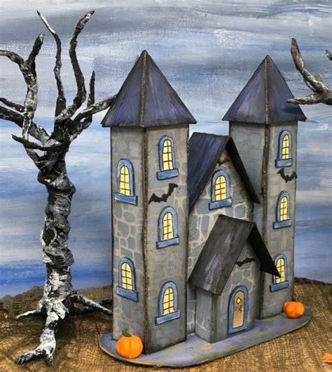 Halloween Paper House No. 13 -Vlad's Castle - Paper Glitter Glue