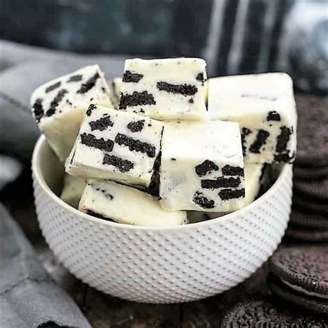 Oreo White Chocolate Fudge That Skinny Chick Can Bake