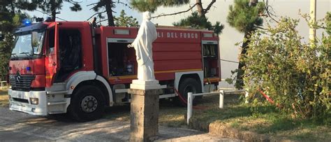 I Video Estate Di Fuoco Fiamme A Pochi Metri Dal Santuario Di S