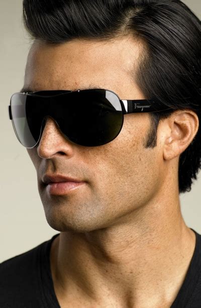 Latest Fashion of Sunglasses for Men 2011