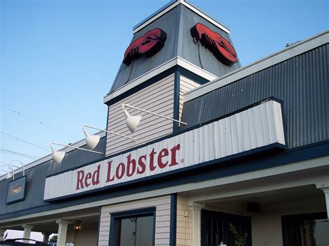 Lobsterfest is Back at Red Lobster